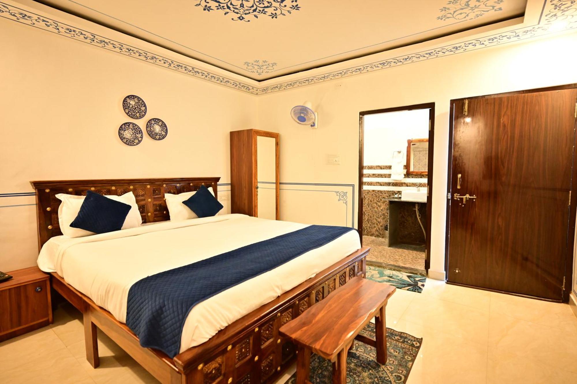The Castle Crown - Hem Vilas Resort Ranthambhore 사와이 마도푸르 외부 사진